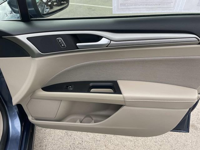 Certified 2018 Ford Fusion SE FWD image 34