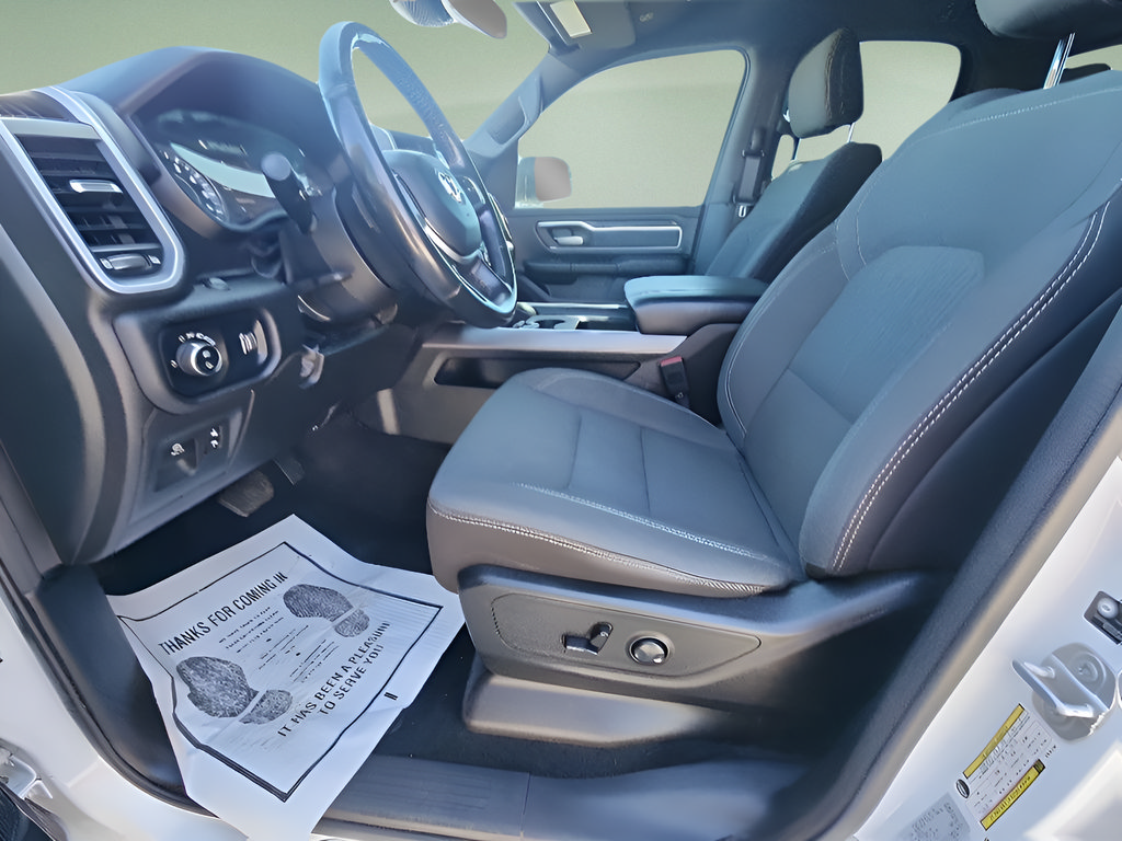 Used 2022 RAM 1500 Big Horn w/ Night Edition AWD/4WD image 18