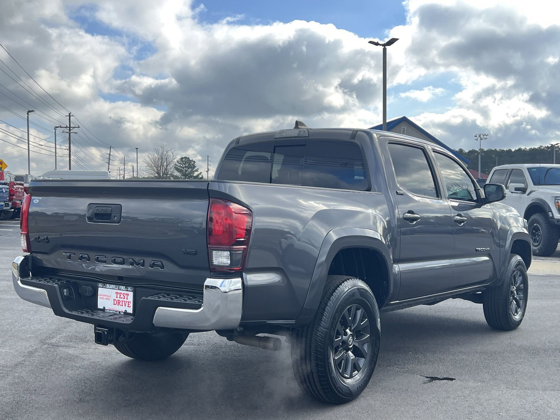 Used 2020 Toyota Tacoma 4x4 Double Cab image 3