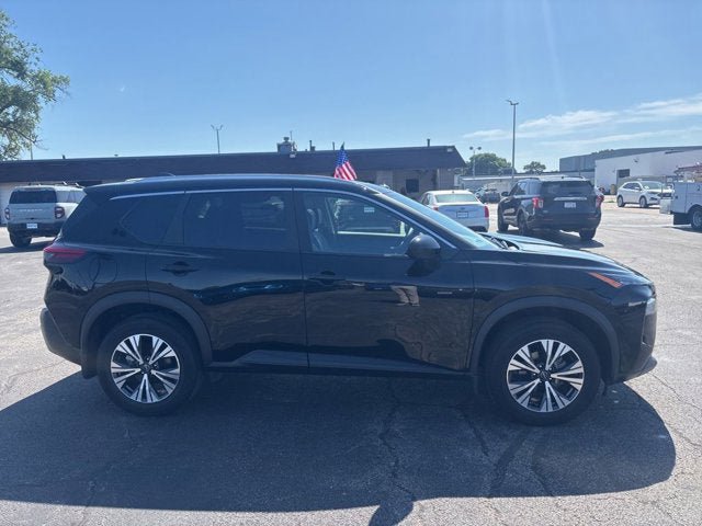 Used 2023 Nissan Rogue SV w/ SV Premium B Package AWD/4WD image 4