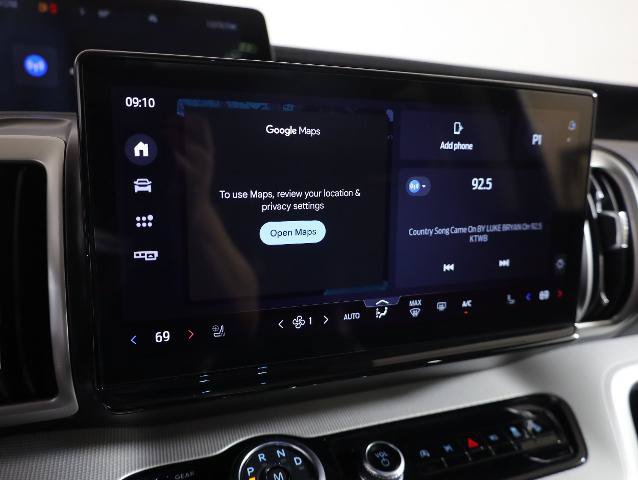 Certified 2025 Ford Expedition Active AWD/4WD image 21
