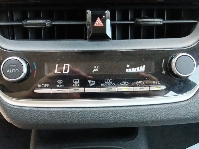 Used 2023 Toyota Corolla LE FWD image 22