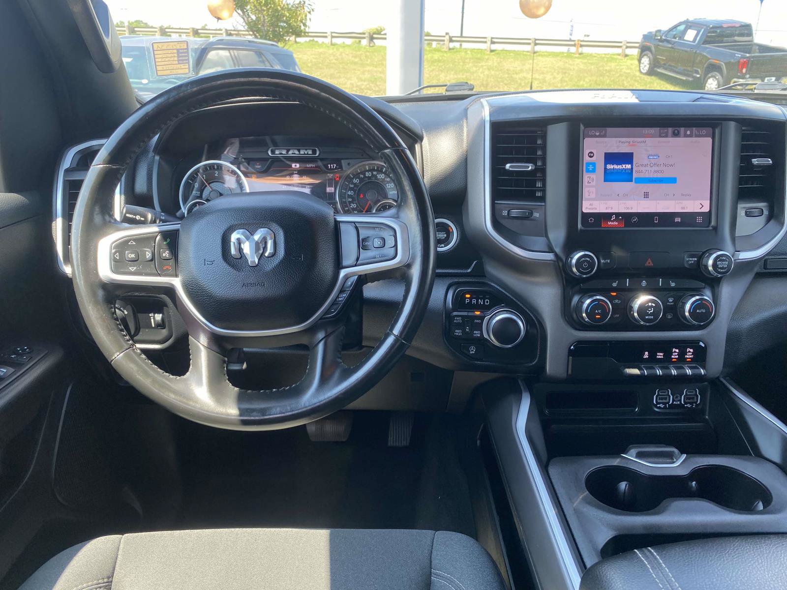Used 2022 RAM 1500 Big Horn AWD/4WD image 12