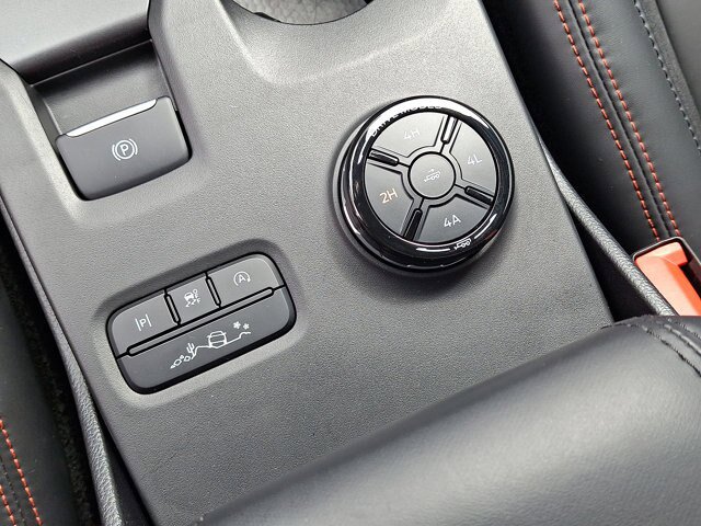 Certified 2025 Ford Ranger Raptor AWD/4WD image 11