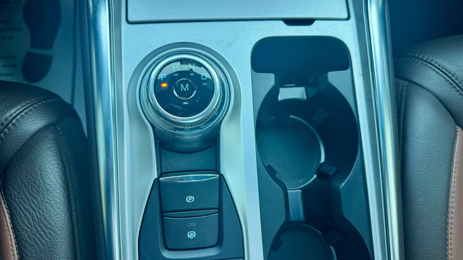 Certified 2021 Ford Explorer King Ranch w/ Premium Technology Package image 26