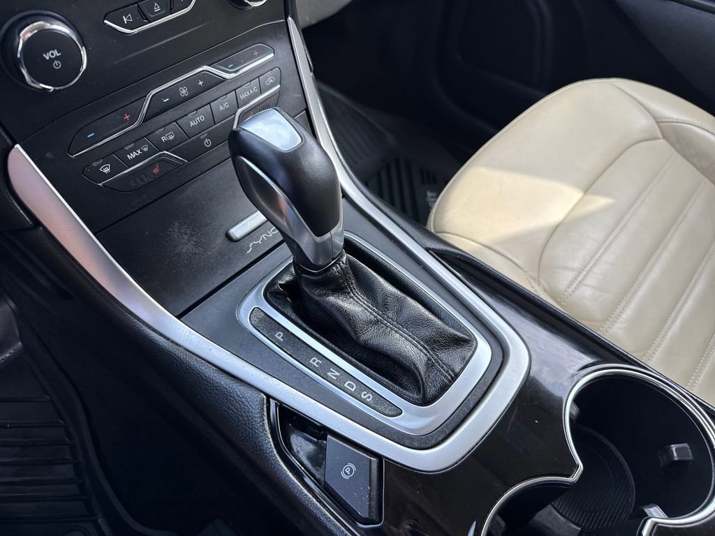 Certified 2017 Ford Edge SEL w/ Equipment Group 201A image 22