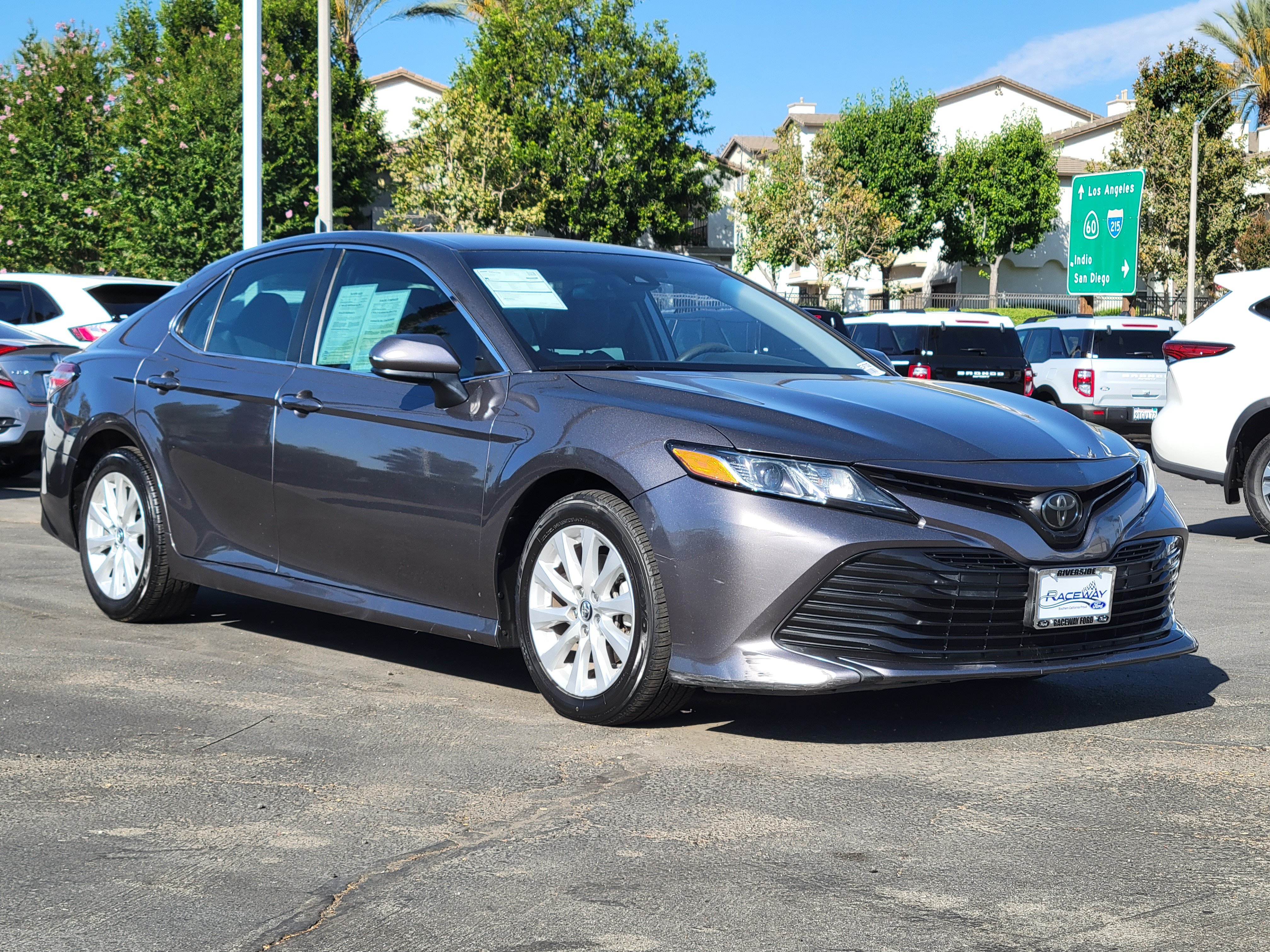 Used 2019 Toyota Camry LE FWD image 1