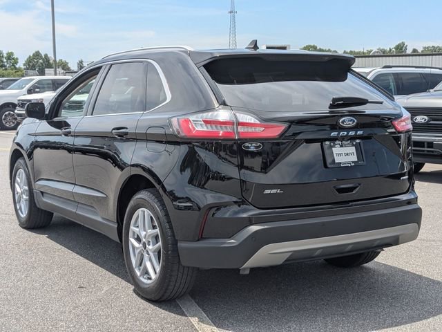 Certified 2023 Ford Edge SEL w/ Convenience Package AWD/4WD image 5