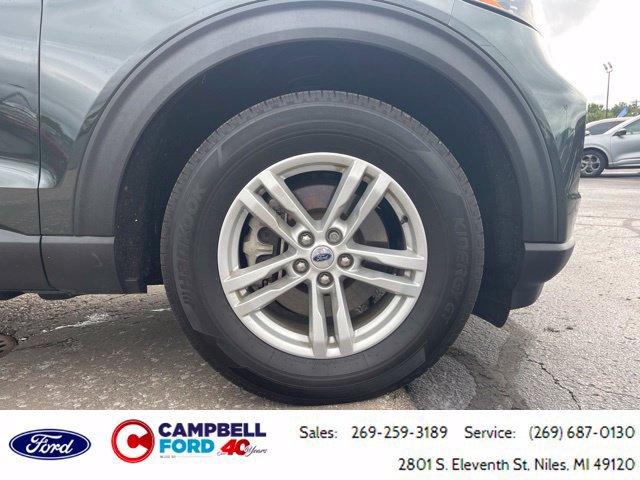Certified 2024 Ford Explorer XLT w/ Equipment Group 202A AWD/4WD image 9