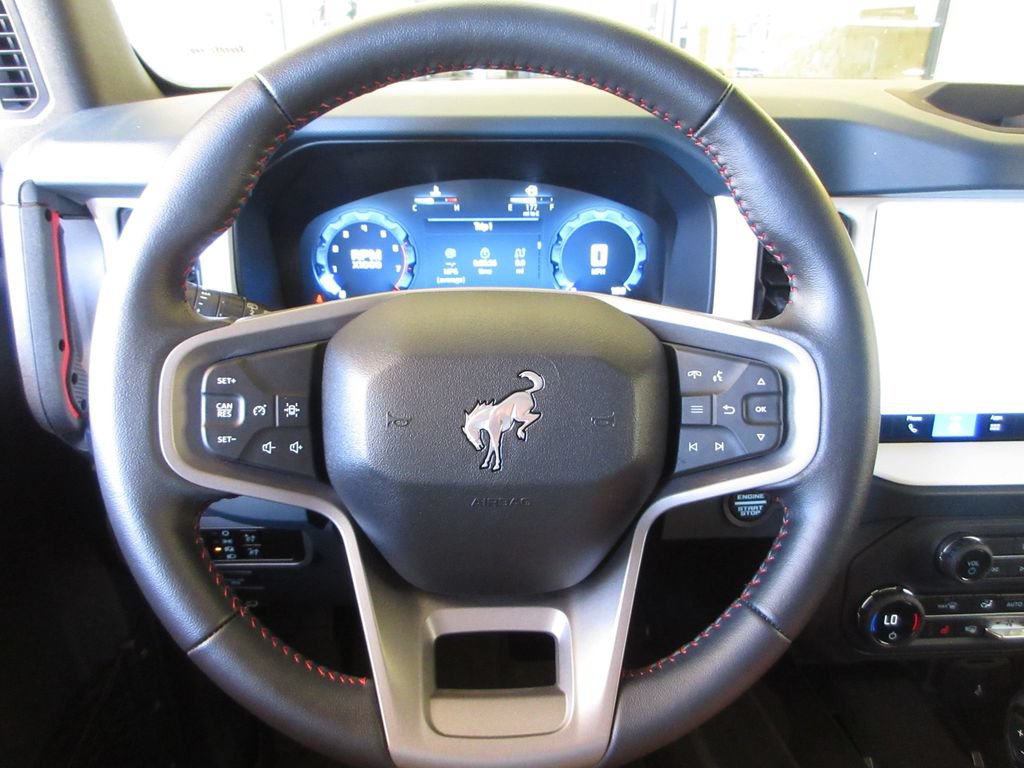 Certified 2025 Ford Bronco Heritage Edition AWD/4WD image 14