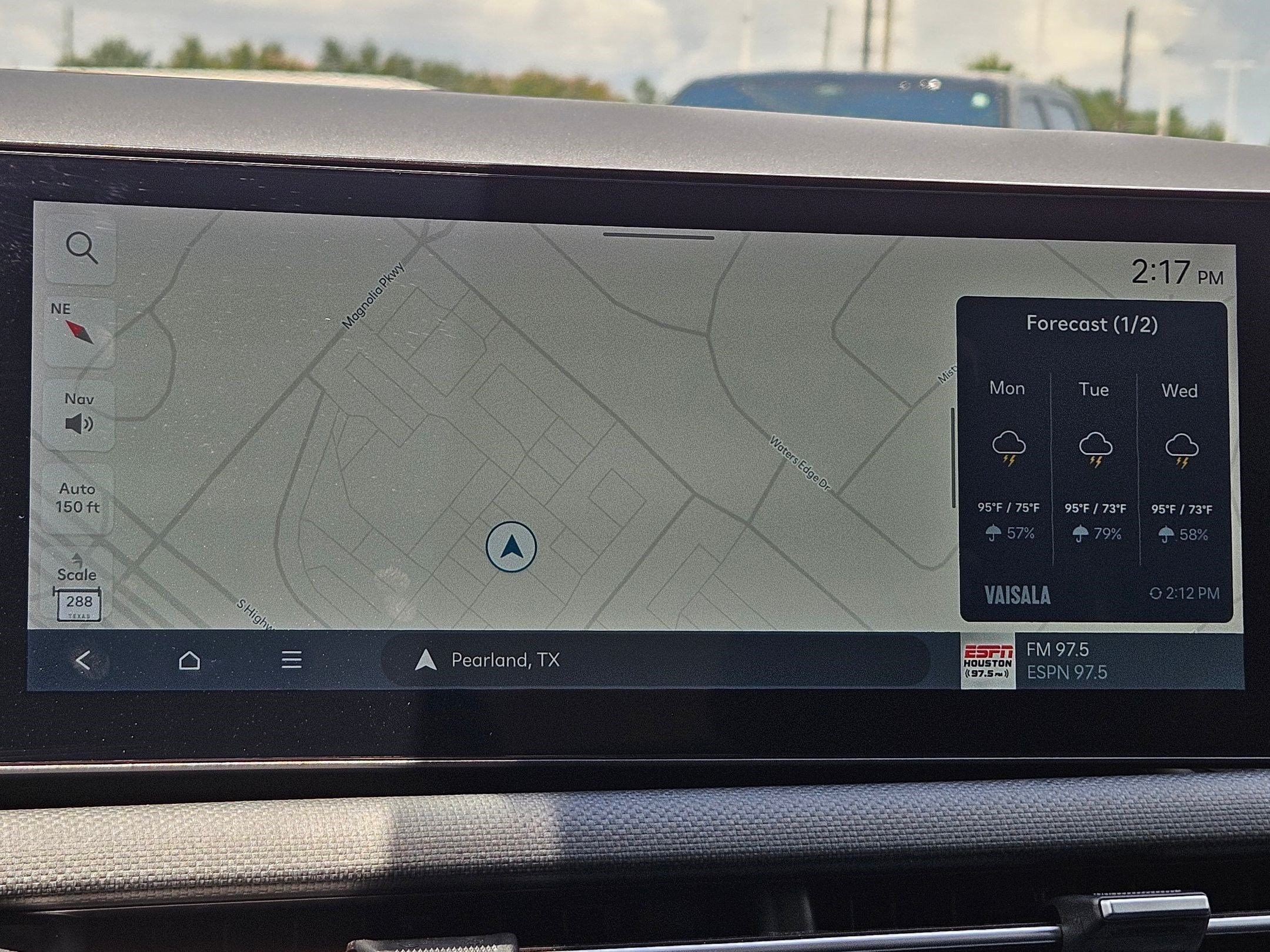 Used 2025 Hyundai Tucson SEL FWD image 24