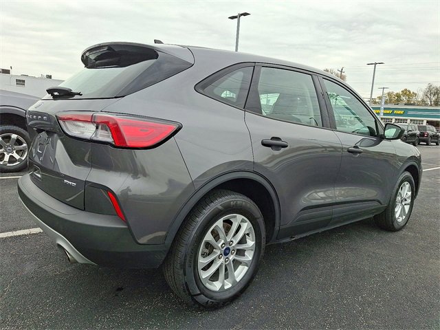 Certified 2022 Ford Escape S image 4