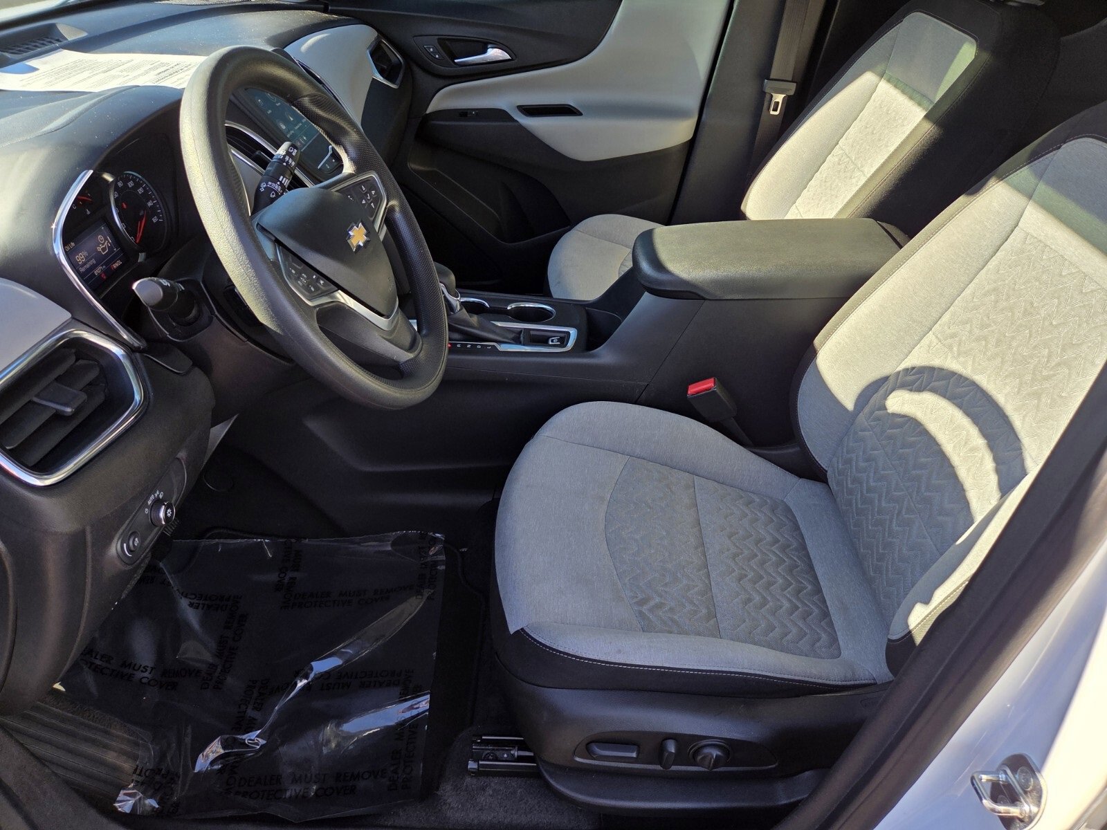 Used 2022 Chevrolet Equinox LS w/ LS Convenience Package image 10