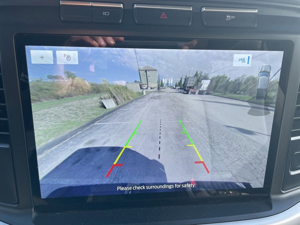 Certified 2022 Ford F150 XLT w/ Equipment Group 302A High image 16