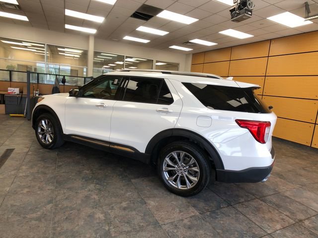 Certified 2022 Ford Explorer Limited w/ Equipment Group 301A AWD/4WD image 5