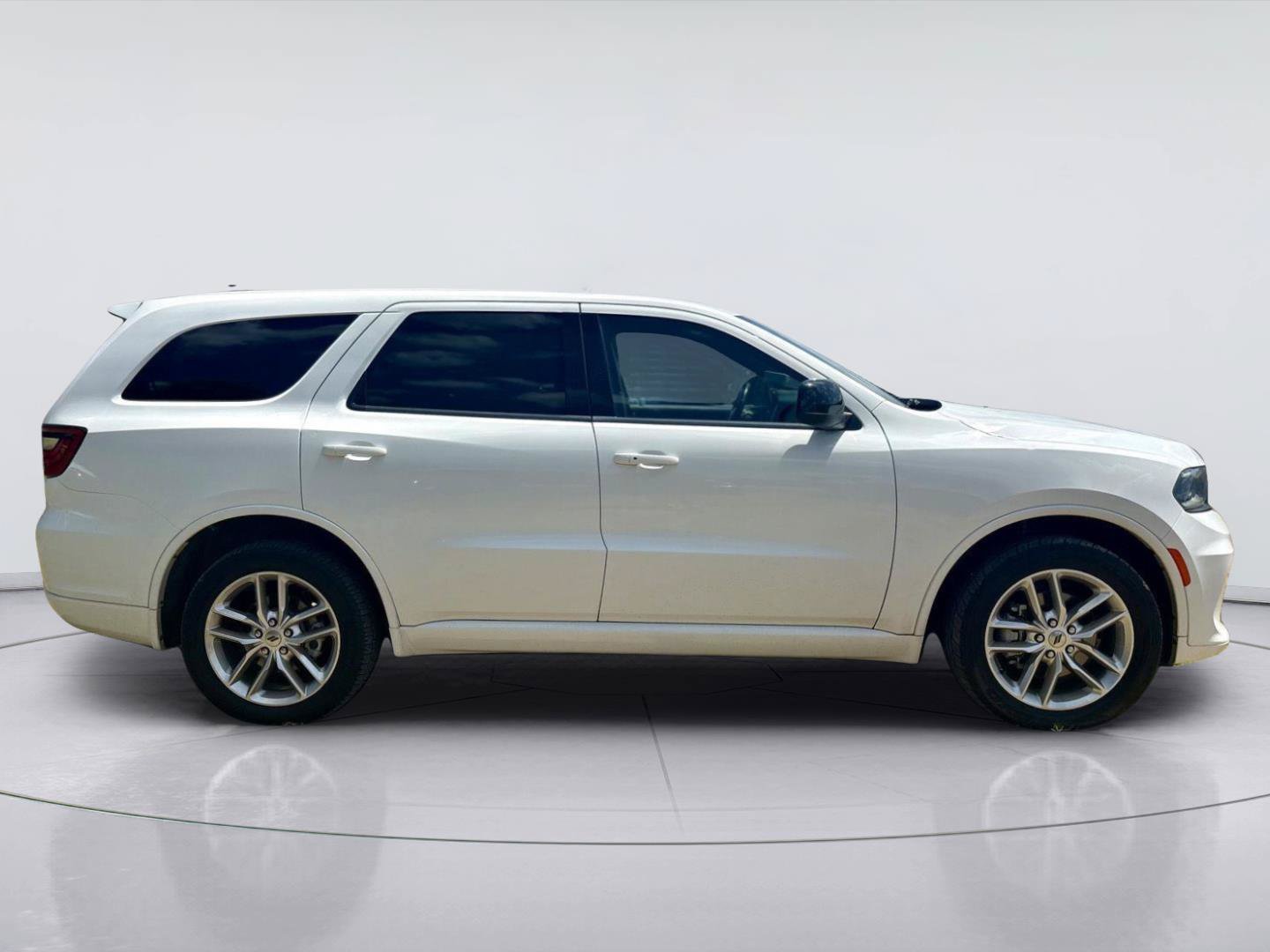 Used 2023 Dodge Durango GT AWD/4WD image 2