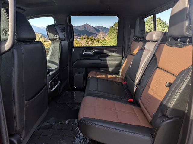 Used 2024 Chevrolet Silverado 2500 High Country w/ Technology Package image 18