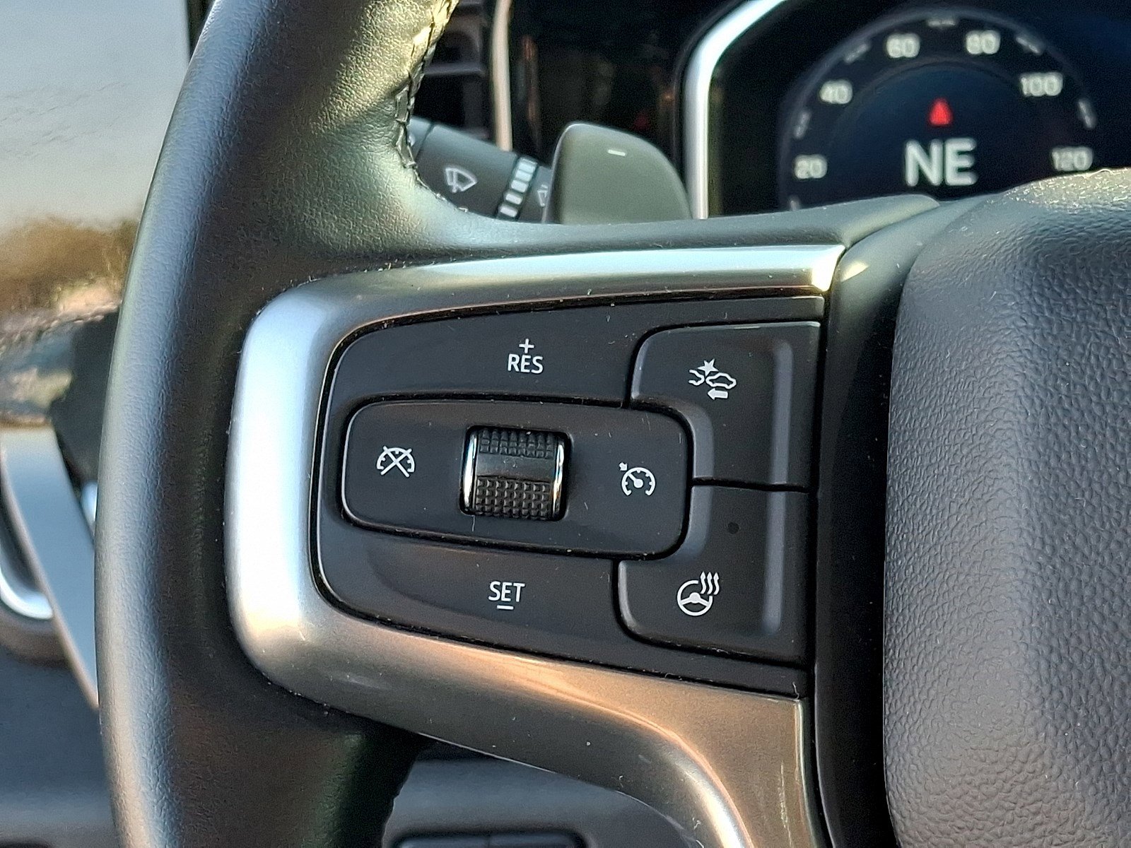 Used 2023 Chevrolet Silverado 1500 LTZ w/ Z71 Off-Road Package image 19