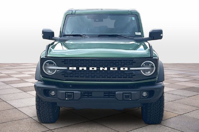 Certified 2025 Ford Bronco Badlands AWD/4WD image 3