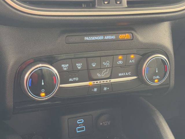 Certified 2022 Ford Escape SE w/ SE Sport Appearance Package FWD image 8