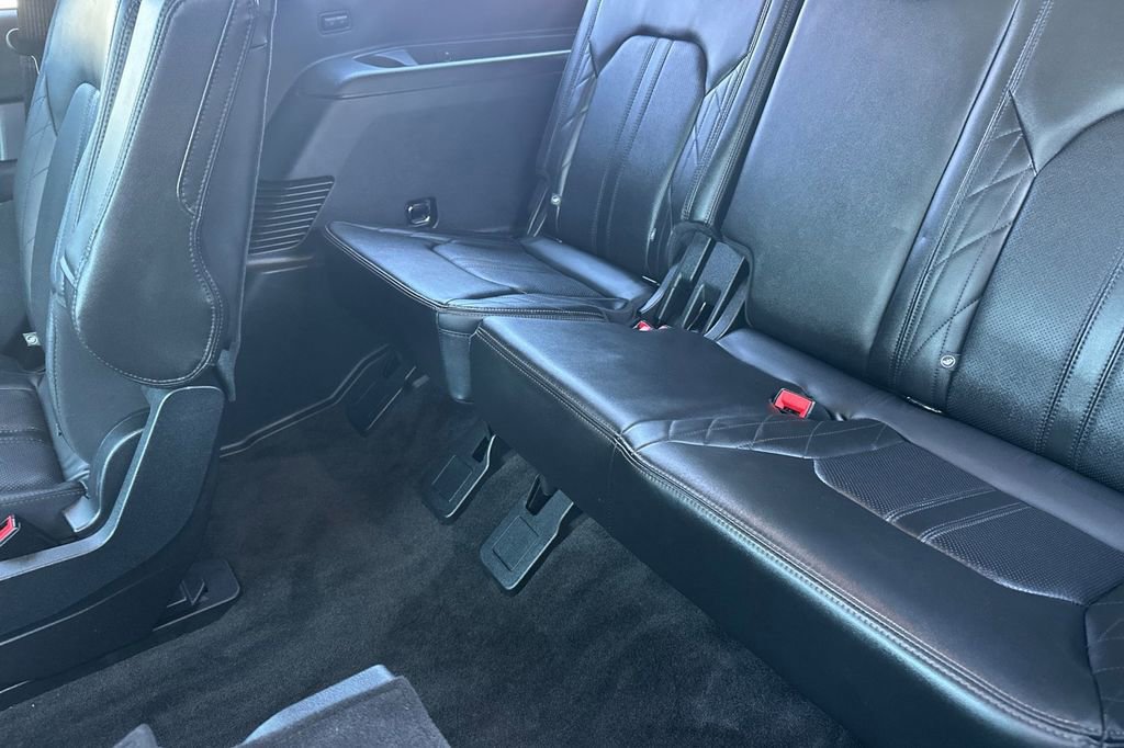 Certified 2018 Ford Expedition Platinum image 18