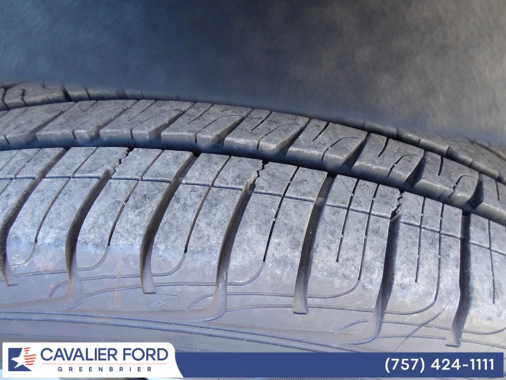 Certified 2020 Ford Escape Titanium image 17