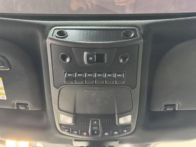 Certified 2017 Ford F350 Platinum w/ Platinum Ultimate Package AWD/4WD image 32