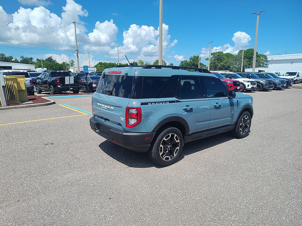Certified 2023 Ford Bronco Sport Outer Banks w/ Tech Package AWD/4WD image 6
