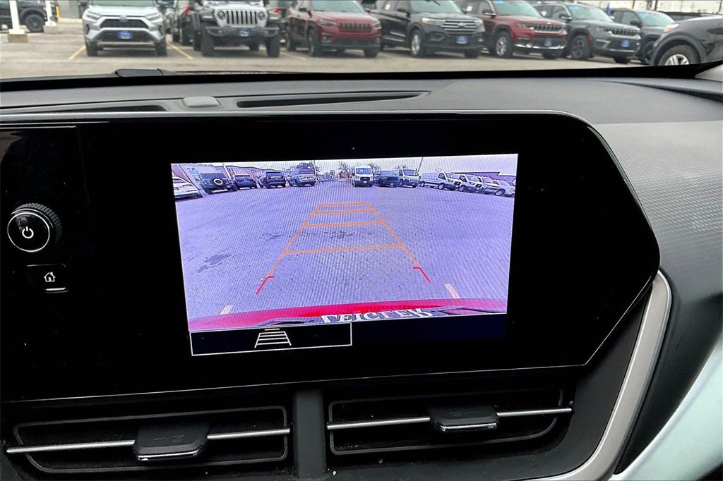 Used 2024 Chevrolet Trax LS w/ LS Convenience Package image 20
