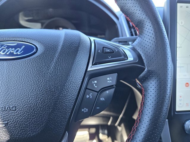 Certified 2024 Ford Edge ST-Line AWD/4WD image 21