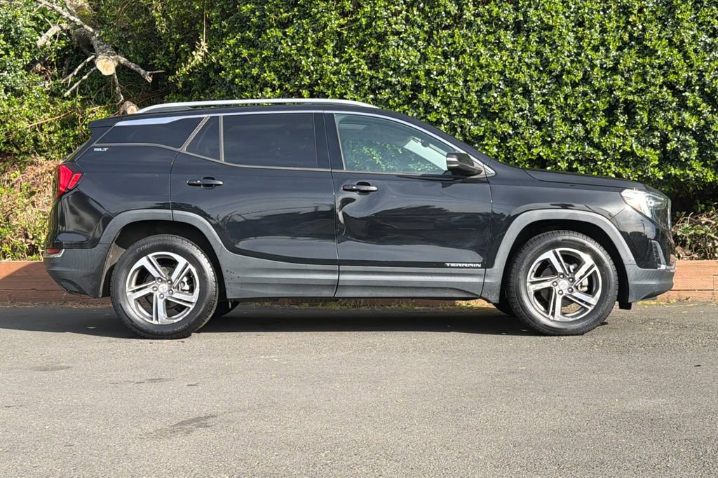 Used 2019 GMC Terrain SLT w/ Infotainment Package II
