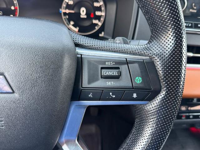 Used 2022 Mitsubishi Outlander SEL AWD/4WD image 18