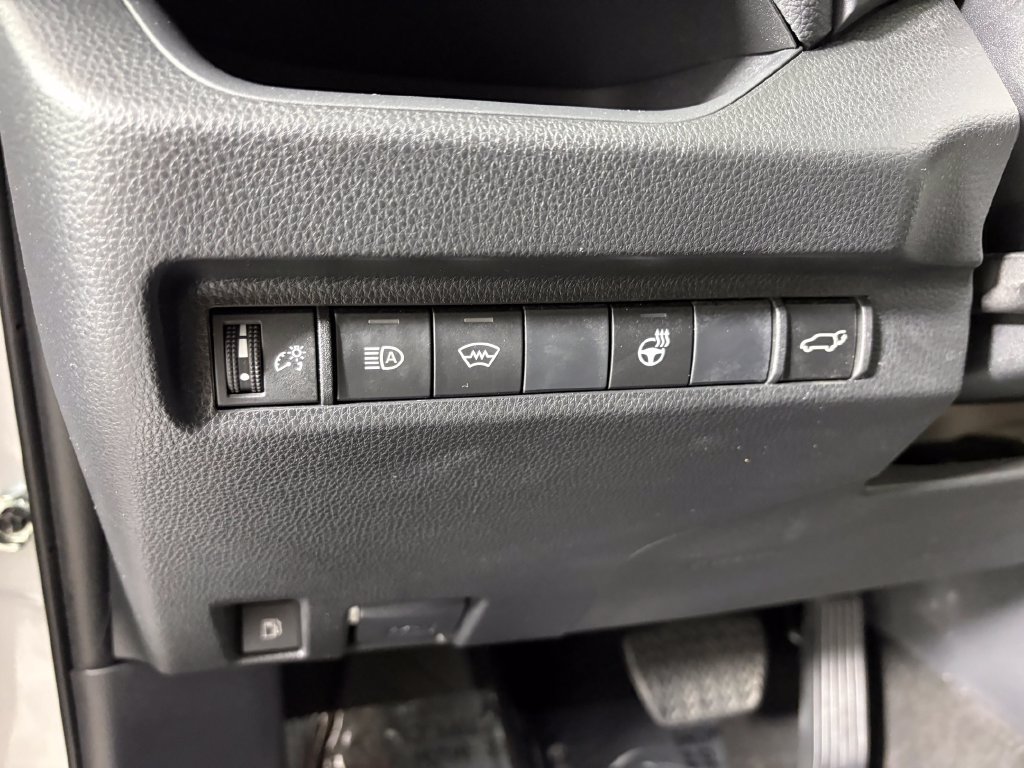 Used 2024 Toyota RAV4 XLE w/ Convenience Package AWD/4WD image 14