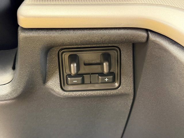 Certified 2025 Ford Expedition Max Active AWD/4WD image 28