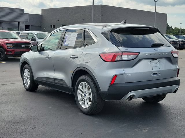 Certified 2021 Ford Escape SE w/ Convenience Package AWD/4WD image 3