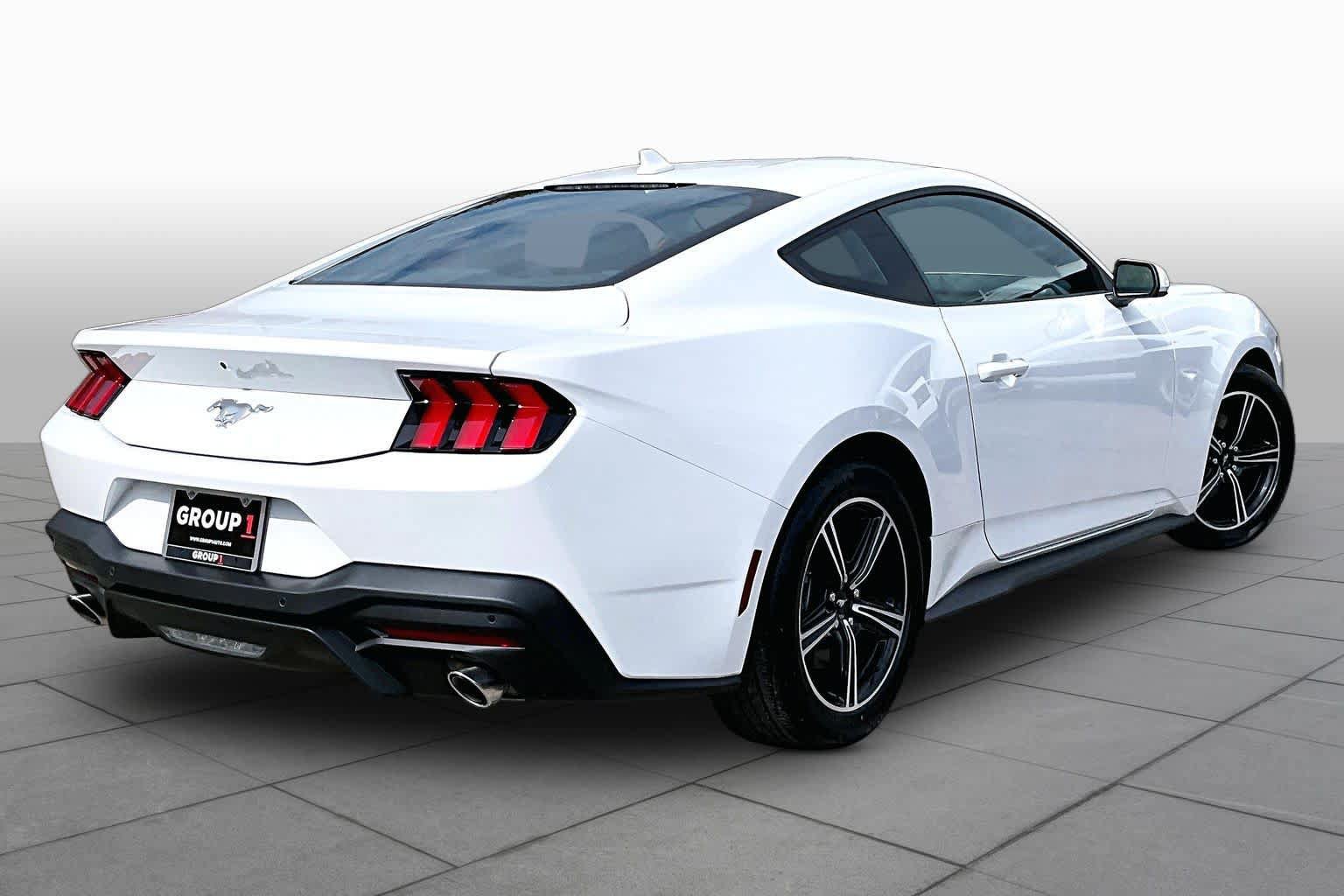 Certified 2025 Ford Mustang Coupe RWD image 13