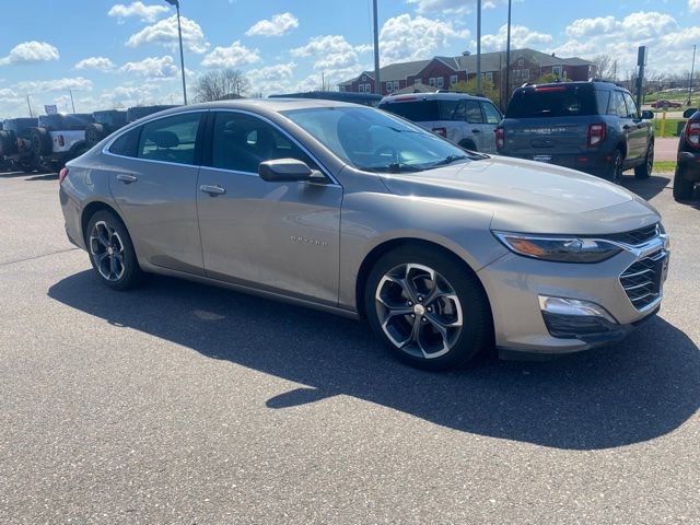 Used 2023 Chevrolet Malibu LT FWD image 3
