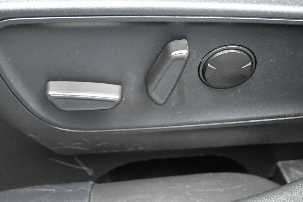 Certified 2024 Ford Escape Active FWD image 11