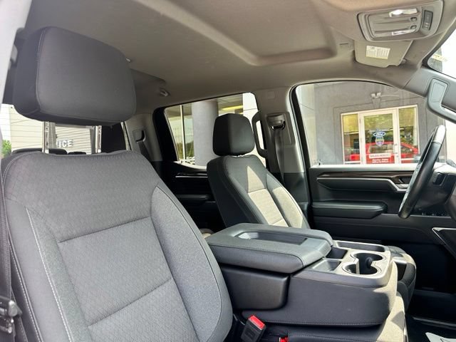 Used 2023 Chevrolet Silverado 1500 LT AWD/4WD image 44