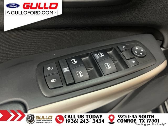 Used 2018 Jeep Cherokee Latitude w/ Altitude Package FWD image 20