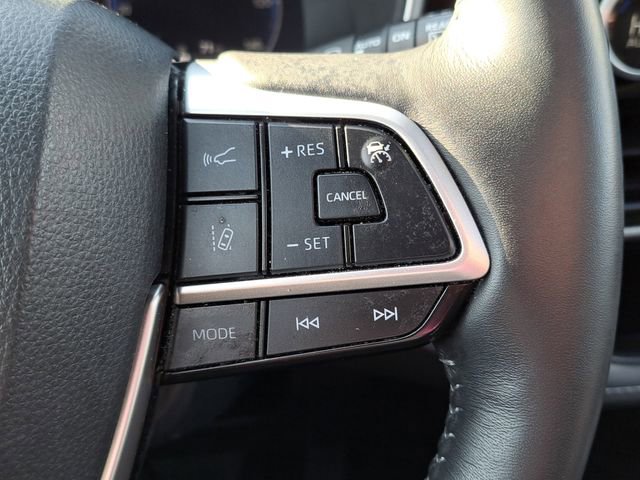 Used 2024 Toyota Highlander Platinum AWD/4WD image 15