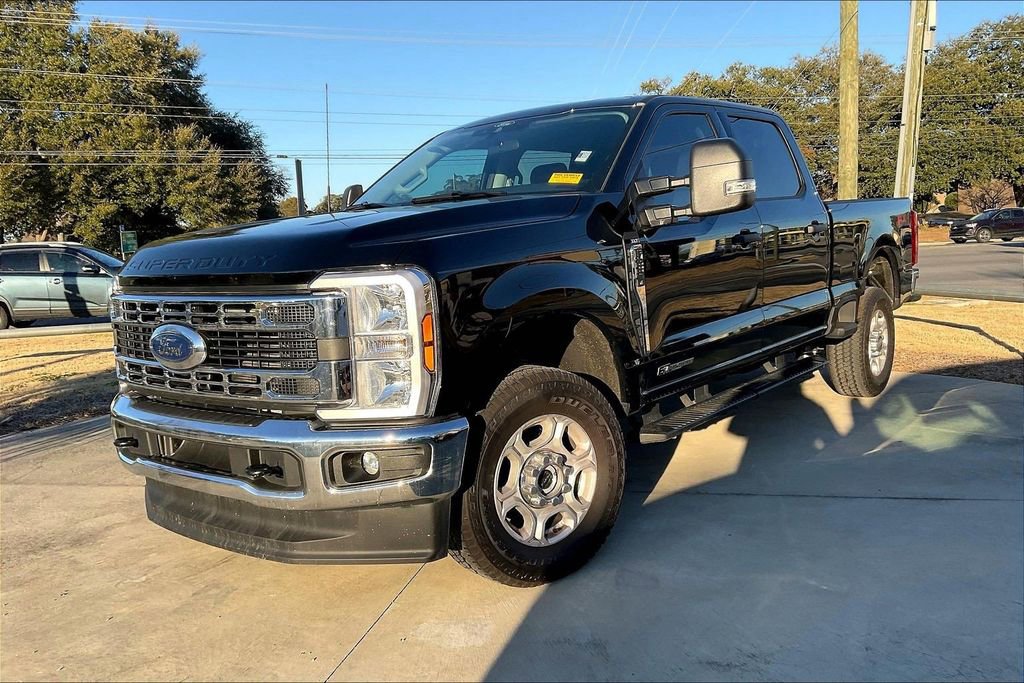 Certified 2026 Ford F250 XLT w/ FX4 Off-Road Package image 3