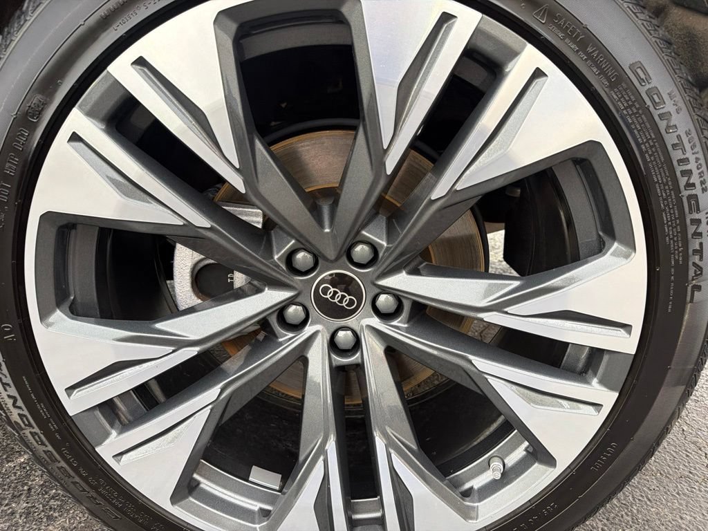 Used 2024 Audi Q8 Premium Plus AWD/4WD image 54