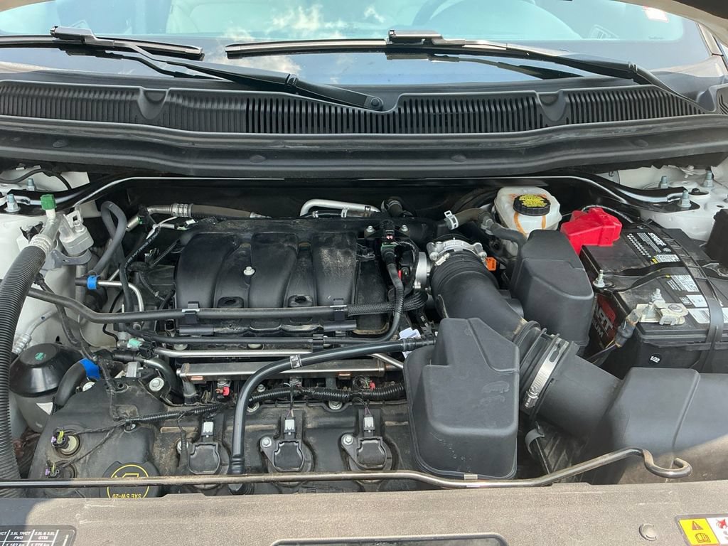 Certified 2018 Ford Explorer Limited w/ Equipment Group 301A FWD image 25