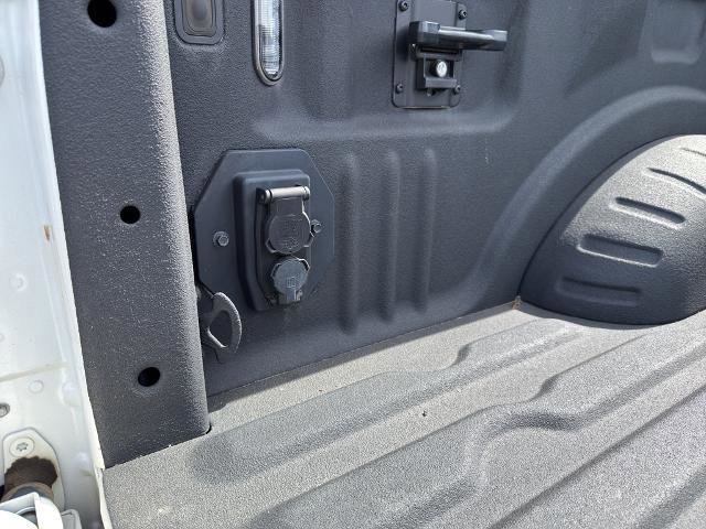 Certified 2023 Ford F350 Lariat w/ Sport Appearance Package image 8