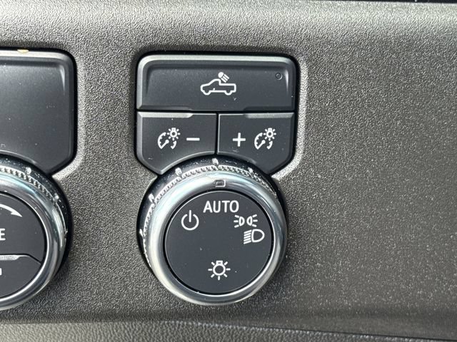 Used 2023 GMC Sierra 1500 SLE RWD image 38