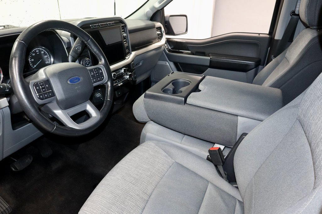 Certified 2021 Ford F150 XLT w/ Equipment Group 302A High image 24