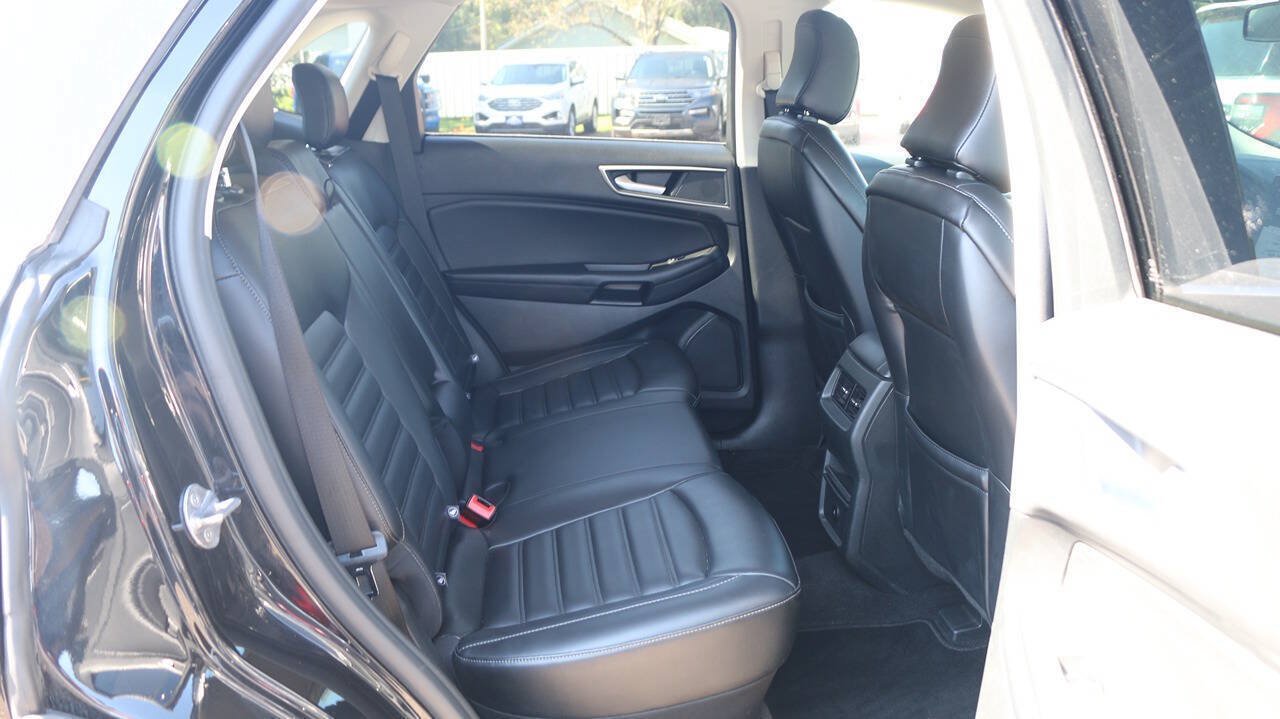 Certified 2024 Ford Edge SEL AWD/4WD image 12
