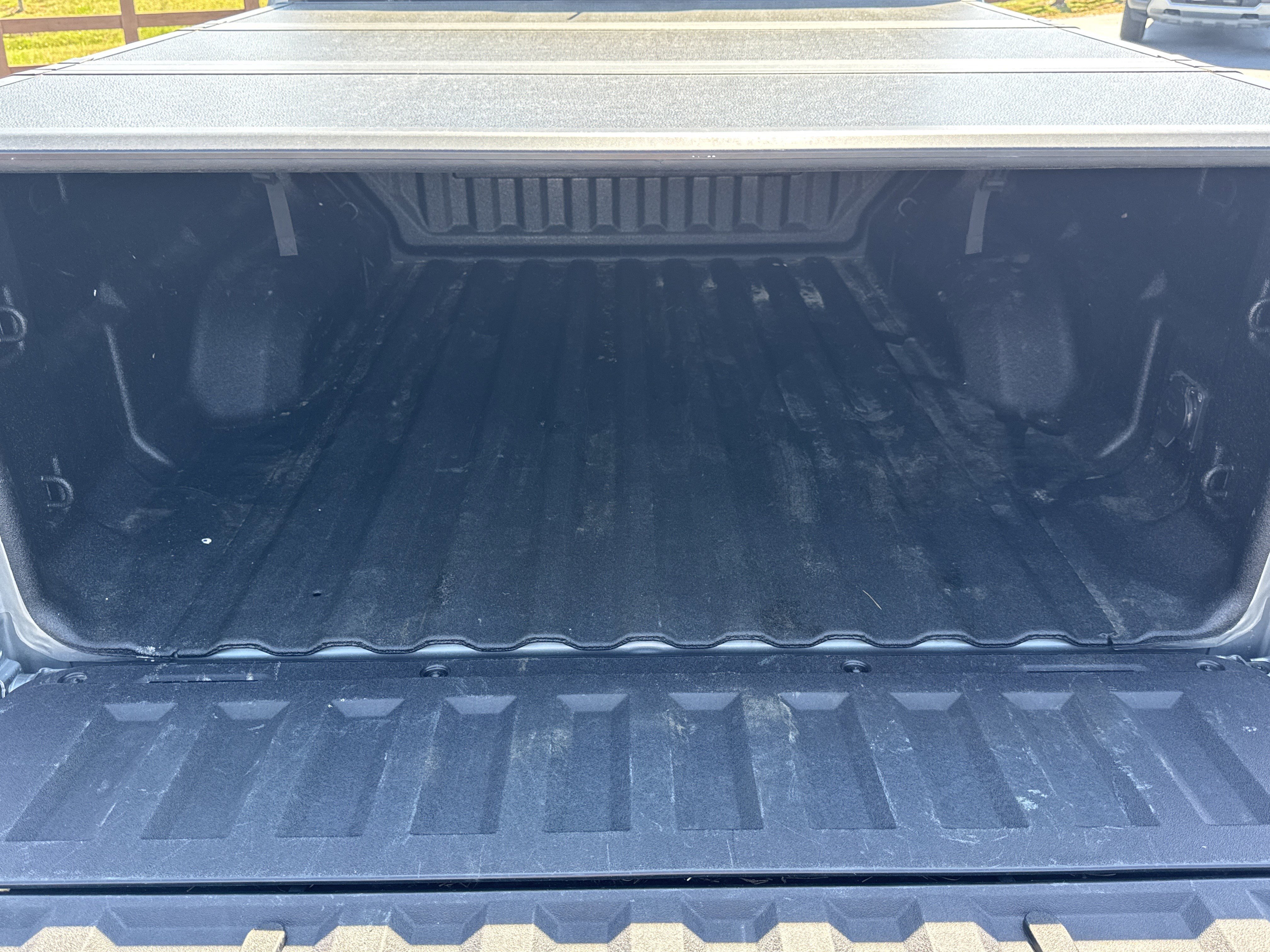 Used 2024 Chevrolet Colorado ZR2 w/ Technology Package image 20