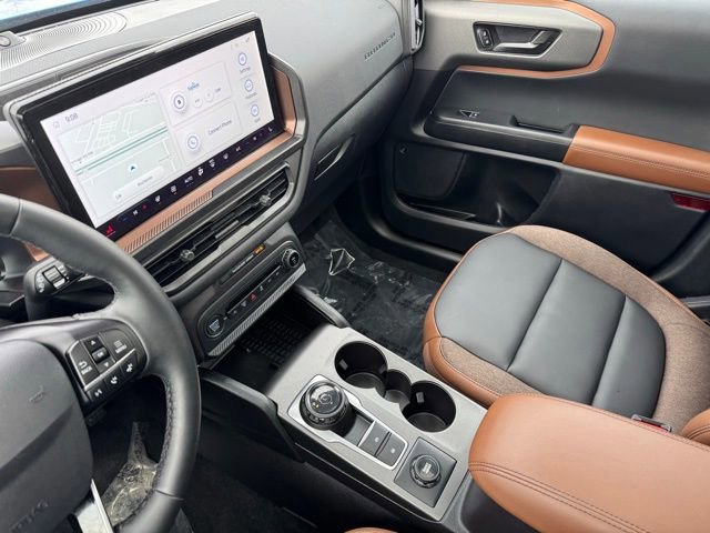 Certified 2025 Ford Bronco Sport Outer Banks w/ Outer Banks Tech Package+ AWD/4WD image 21